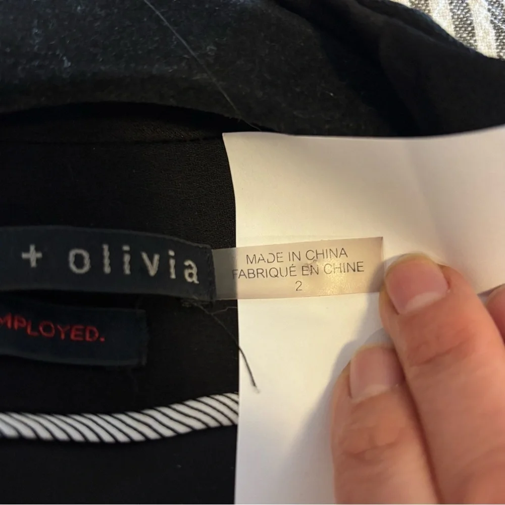 Alice + Olivia Black Women's Cropped Jacket - size 2​